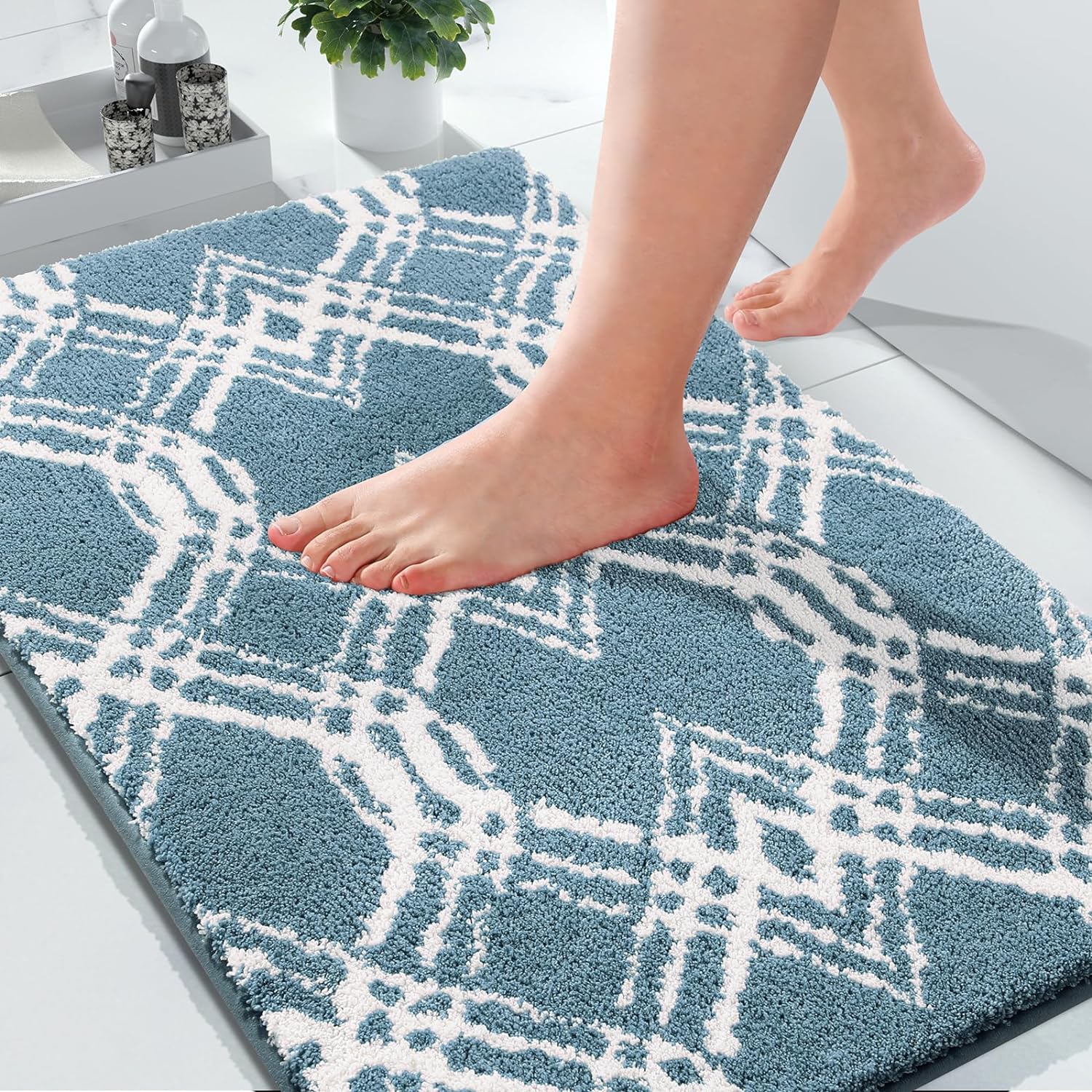 Thick Plush Bath Mat, Non-Slip